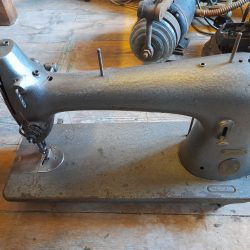 Singer 31K47 Industrial 'Walking Foot' Sewing Machine. Bullet Proof Made In Scotland